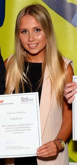 Holly Deakin Portrait